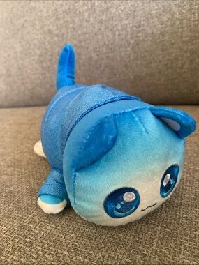 Aphmau MeeMeows 6” Plush Kitty with Blue Hoodie Glitter Edition